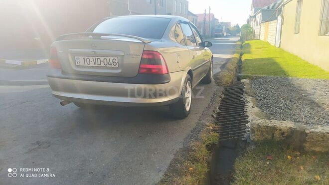 Opel Vectra 1996, 248,000 km - 1.8 л - Zaqatala