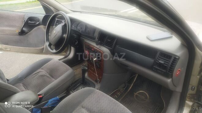 Opel Vectra 1996, 248,000 km - 1.8 л - Zaqatala
