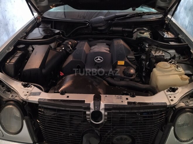 Mercedes E 240 1998, 285,000 km - 2.4 л - Sumqayıt