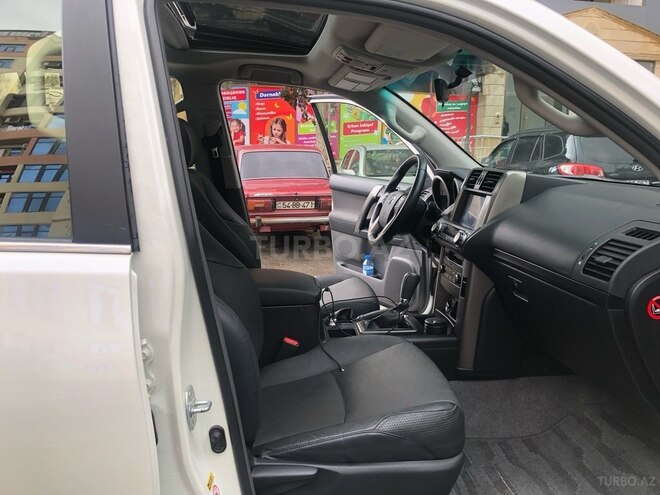 Toyota Prado 2012, 38,300 km - 2.7 l - Bakı