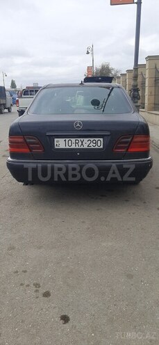 Mercedes E 290 1997, 567,000 km - 2.9 л - Salyan