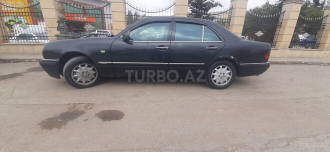Mercedes E 290 1997, 567,000 km - 2.9 л - Salyan