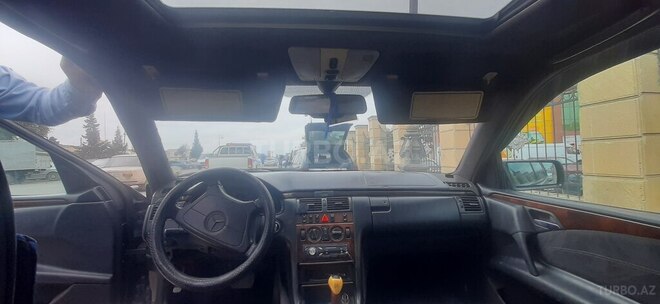 Mercedes E 290 1997, 567,000 km - 2.9 л - Salyan