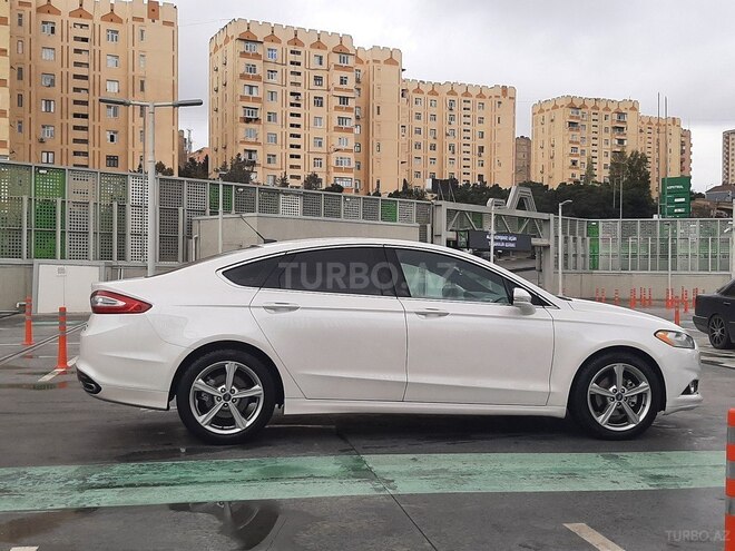 Ford Fusion 2013, 135,000 km - 2.0 l - Bakı
