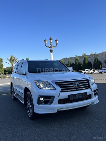 Lexus LX 570 2015, 280,000 km - 5.7 l - Şəmkir