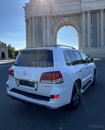 Lexus LX 570 2015, 280,000 km - 5.7 l - Şəmkir