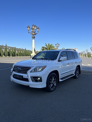 Lexus LX 570 2015, 280,000 km - 5.7 l - Şəmkir