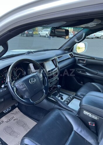 Lexus LX 570 2015, 280,000 km - 5.7 l - Şəmkir