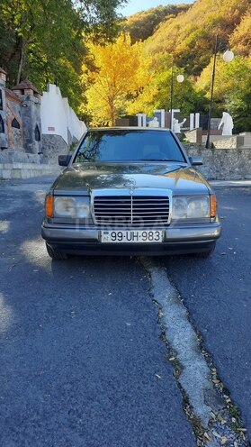 Mercedes E 250 1991, 658,000 km - 2.5 л - Şəki