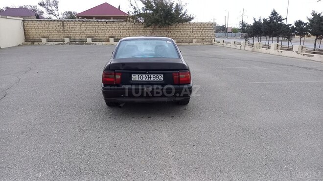 Opel Vectra 1995, 210,000 km - 2.0 l - Sumqayıt