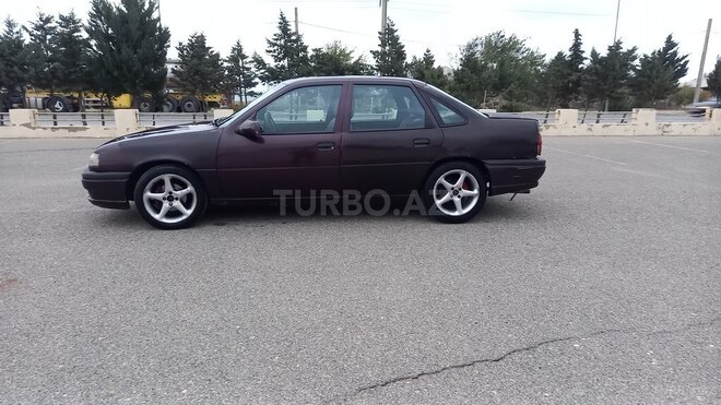 Opel Vectra 1995, 210,000 km - 2.0 l - Sumqayıt