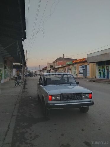 LADA (VAZ) 2107 2008, 200,000 km - 1.6 л - Sabirabad