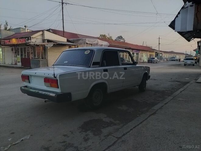 LADA (VAZ) 2107 2008, 200,000 km - 1.6 л - Sabirabad