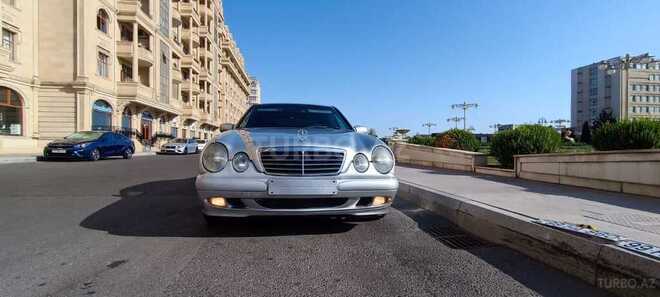 Mercedes E 220 2000, 351,000 km - 2.2 л - Bakı