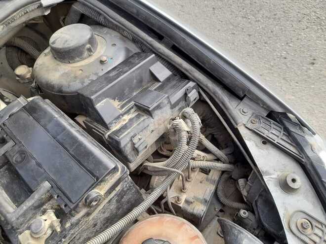 Iran Khodro Runna 2014, 305,000 km - 1.6 l - Biləsuvar