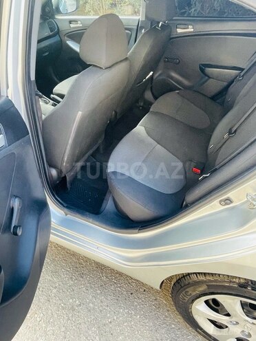 Hyundai Accent 2011, 176,000 km - 1.6 l - Bakı