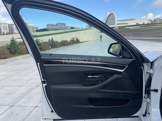 BMW 528 2016, 105,000 km - 2.0 l - Bakı