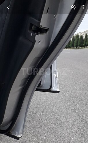 Mercedes E 280 1999, 261,000 km - 2.8 l - Gəncə