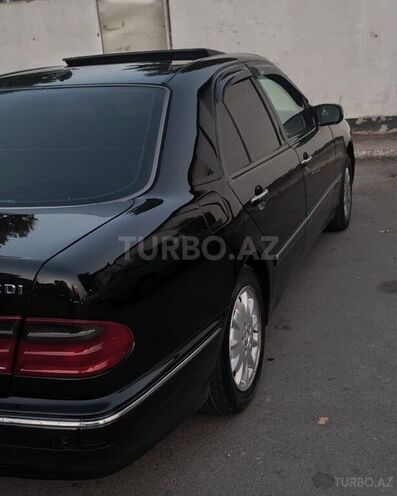 Mercedes E 270 2001, 373,000 km - 2.7 l - Bakı
