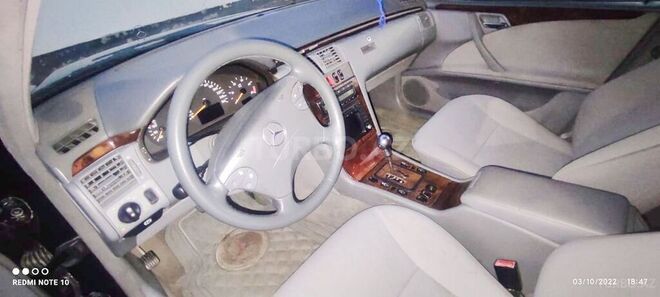 Mercedes E 270 2001, 373,000 km - 2.7 l - Bakı