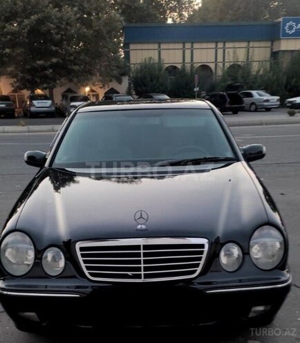 Mercedes E 270 2001, 373,000 km - 2.7 l - Bakı