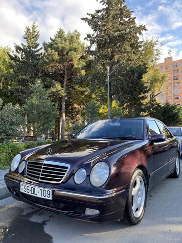 Mercedes E 280 2001, 181,000 km - 2.8 l - Bakı
