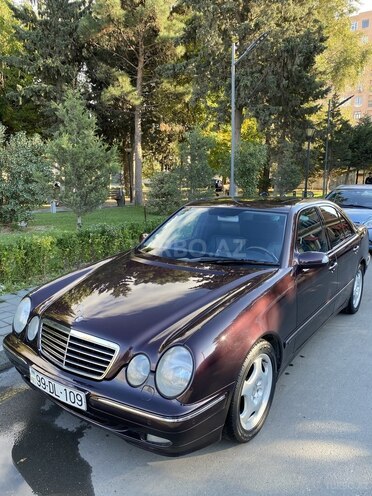 Mercedes E 280 2001, 181,000 km - 2.8 l - Bakı