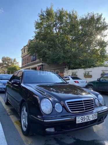 Mercedes E 280 2001, 181,000 km - 2.8 l - Bakı