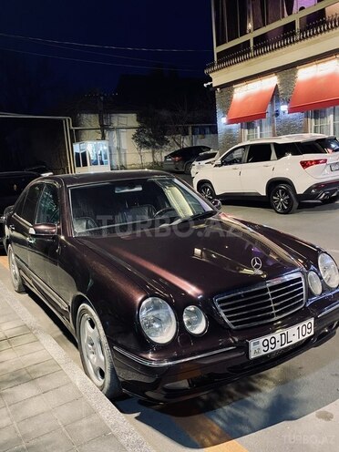 Mercedes E 280 2001, 181,000 km - 2.8 l - Bakı