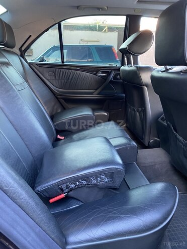 Mercedes E 280 2001, 181,000 km - 2.8 l - Bakı
