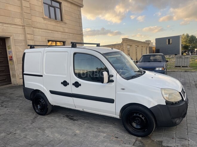 Fiat Doblo 2008, 190,000 km - 1.6 l - Bakı