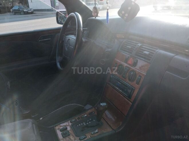 Mercedes E 200 1997, 525,621 km - 2.0 l - Gəncə