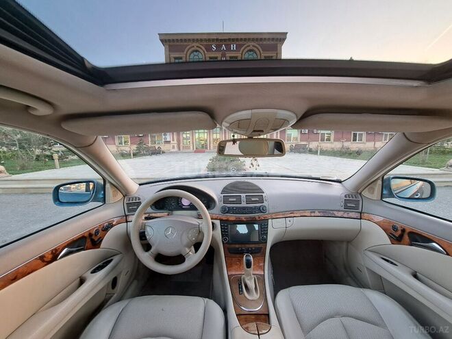 Mercedes E 320 2003, 259,321 km - 3.2 l - Bakı