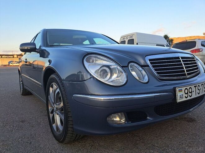 Mercedes E 320 2003, 259,321 km - 3.2 l - Bakı