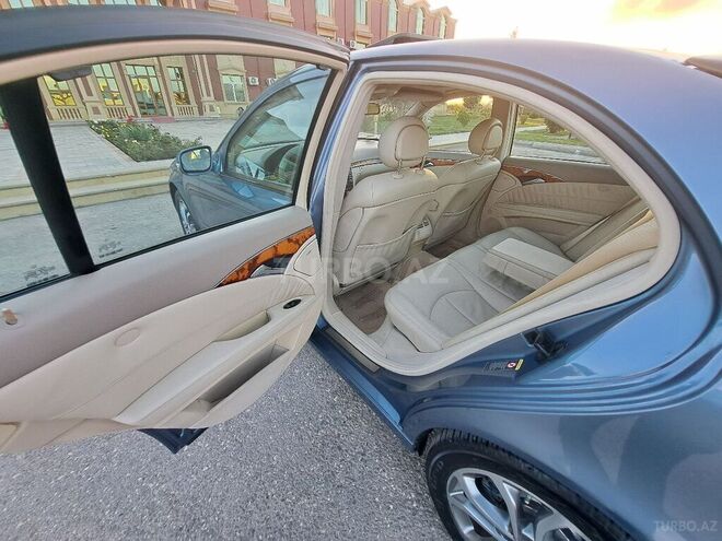 Mercedes E 320 2003, 259,321 km - 3.2 l - Bakı