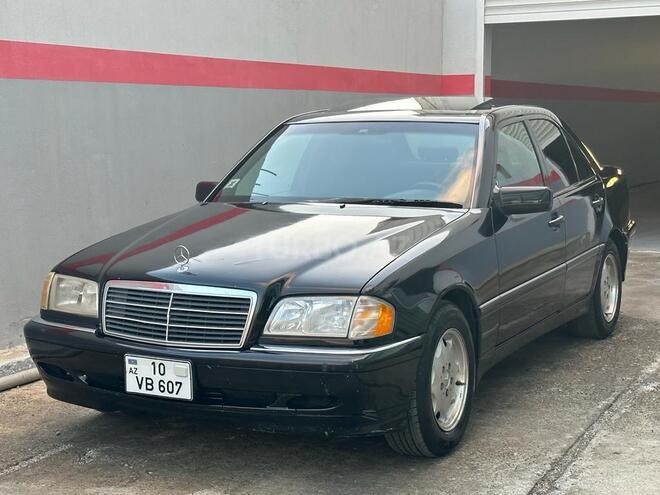 Mercedes C 230 1999, 287,000 km - 2.3 l - Sumqayıt