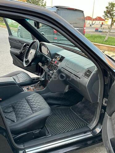 Mercedes C 230 1999, 287,000 km - 2.3 l - Sumqayıt