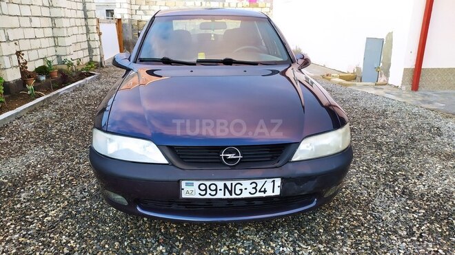 Opel Vectra 1996, 425,000 km - 1.8 л - Sumqayıt