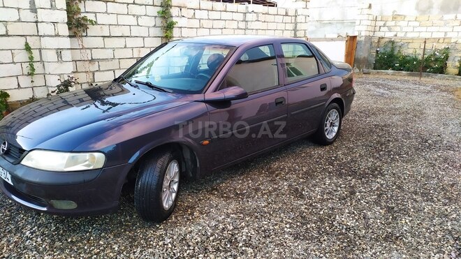 Opel Vectra 1996, 425,000 km - 1.8 л - Sumqayıt