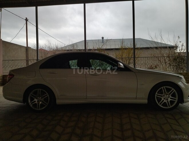 Mercedes C 250 2007, 115,000 km - 2.5 л - Bakı