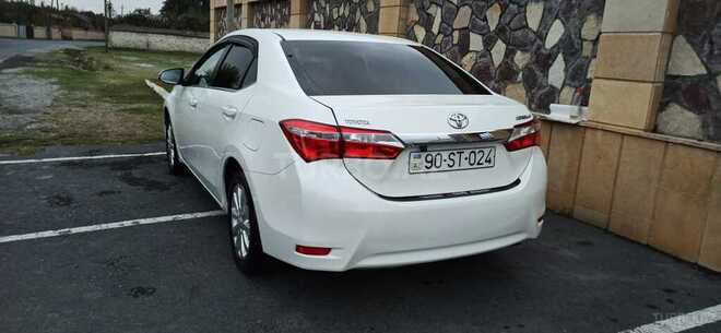 Toyota Corolla 2013, 193,000 km - 1.6 l - Balakən