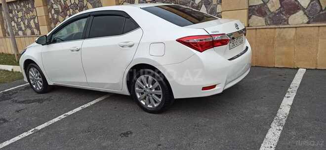 Toyota Corolla 2013, 193,000 km - 1.6 l - Balakən