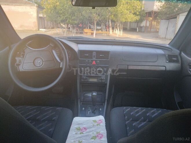 Mercedes C 180 1999, 325,000 km - 1.8 l - Bakı