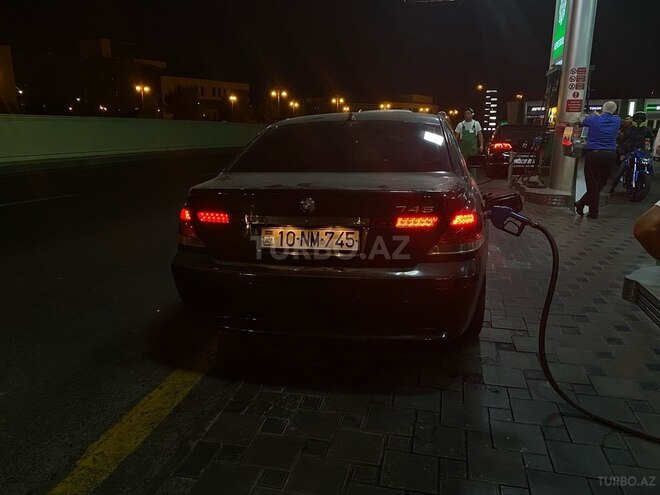 BMW 745 2002, 420,000 km - 4.4 l - Bakı