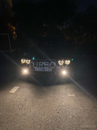 BMW 745 2002, 420,000 km - 4.4 l - Bakı