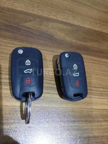 Kia Carens 2011, 169,452 km - 2.0 l - Bakı