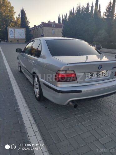 BMW 535 2000, 318,000 km - 3.5 l - Yevlax
