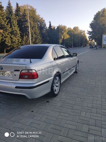 BMW 535 2000, 318,000 km - 3.5 l - Yevlax
