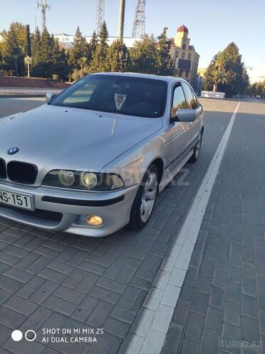 BMW 535 2000, 318,000 km - 3.5 l - Yevlax
