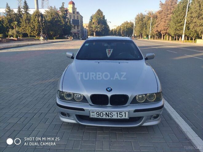BMW 535 2000, 318,000 km - 3.5 l - Yevlax